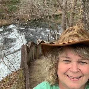 Meet your Posher, Kay